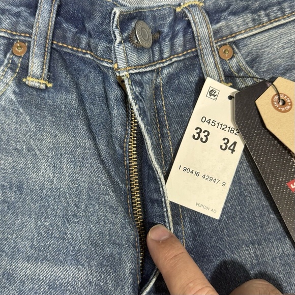 Levi's 511 Jeans 33 x 34 Selvedge Denim Slim Leg Distressed Red Tab 77 - Picture 3 of 8